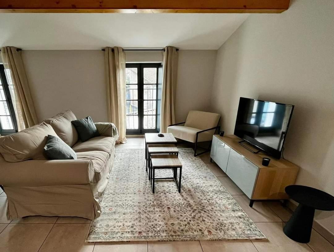 Les Demoiselles De La Tour ! Apartment Carcassone Exterior photo